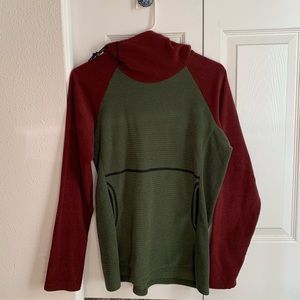 Women’s Melanzana sweatshirt/hoodie